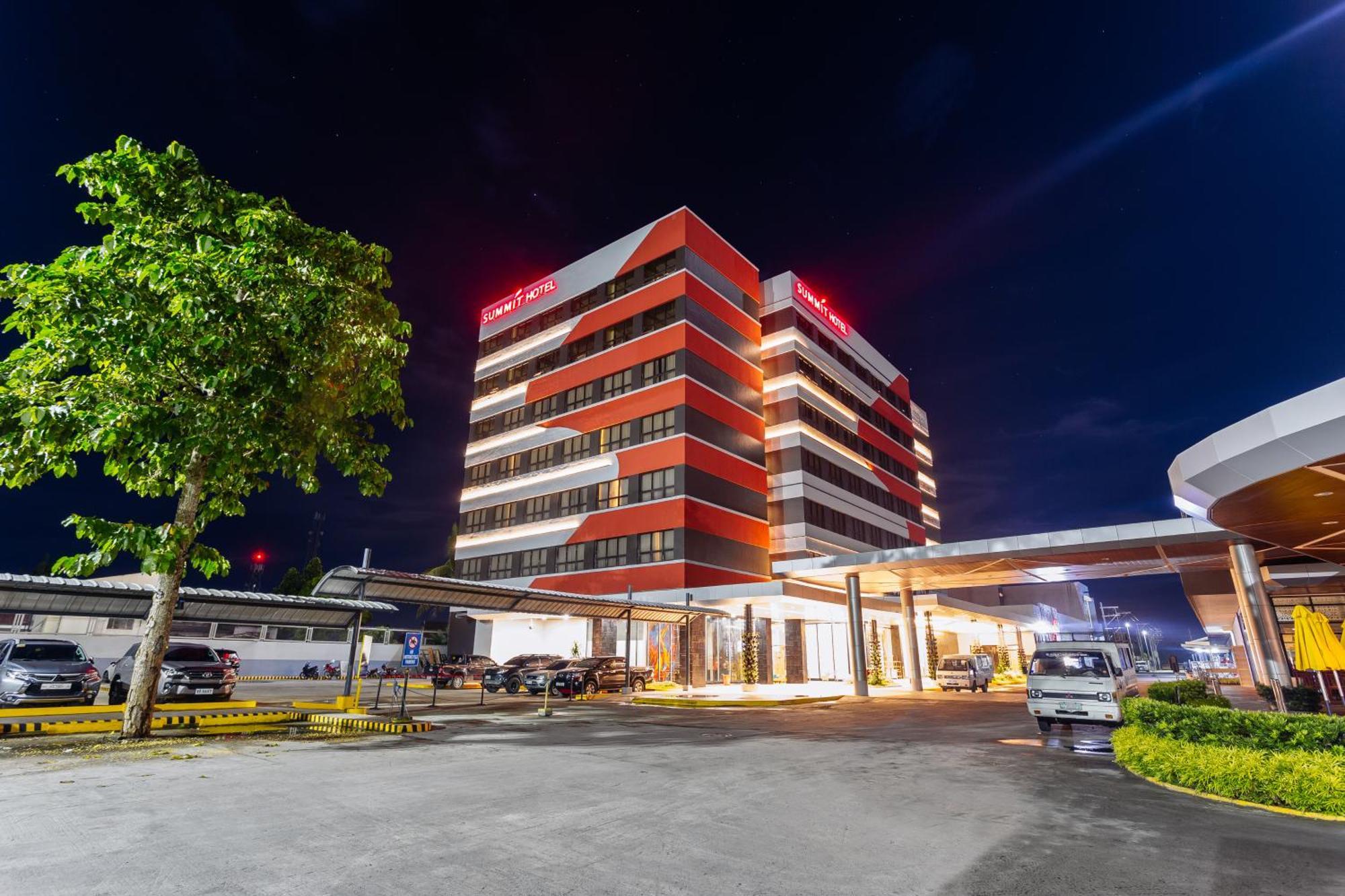 Summit Hotel Tacloban Exterior foto