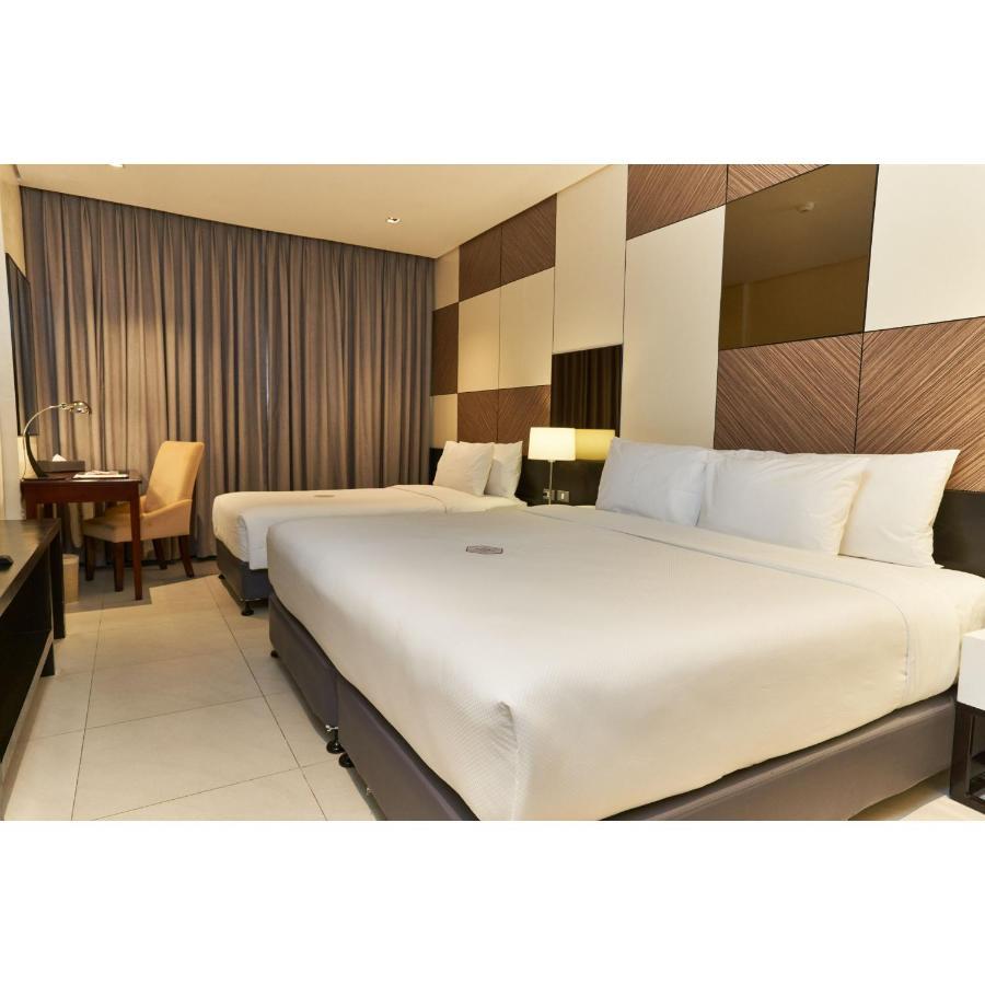 Summit Hotel Tacloban Exterior foto