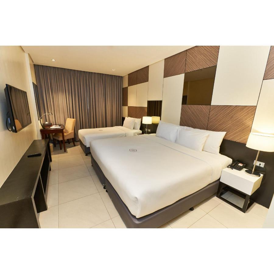 Summit Hotel Tacloban Exterior foto