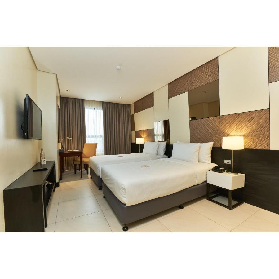 Summit Hotel Tacloban Exterior foto